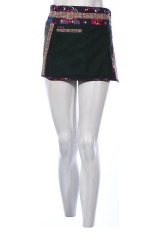 Spódnica Moshiki & Nijens, Rozmiar S, Kolor Kolorowy, Cena 27,99 zł