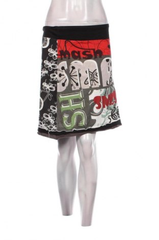 Sukně Smash, Velikost L, Barva Vícebarevné, Cena  149,00 Kč
