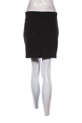 Sukně Stradivarius, Velikost S, Barva Černá, Cena  119,00 Kč