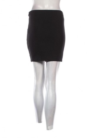 Spódnica Trendyol, Rozmiar M, Kolor Czarny, Cena 23,99 zł