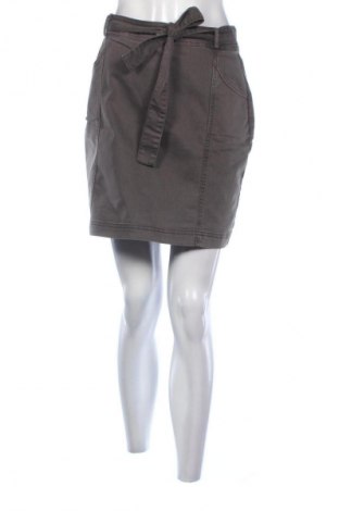 Fustă Yessica, Mărime L, Culoare Gri, Preț 12,99 Lei