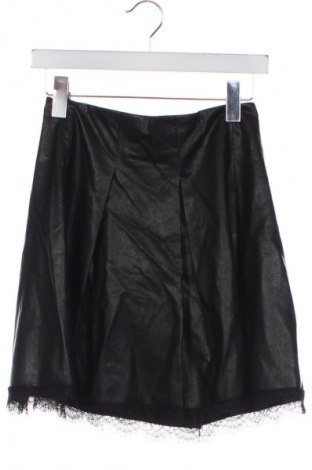 Пола Zara, Размер S, Цвят Черен, Цена 8,70 €