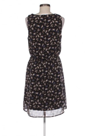 Kleid About You, Größe M, Farbe Mehrfarbig, Preis € 4,99