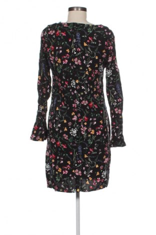 Šaty  Amisu, Veľkosť M, Farba Viacfarebná, Cena  4,95 €