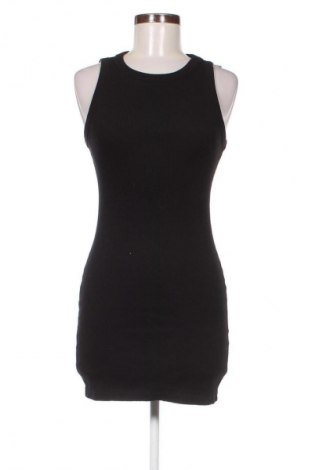 Kleid Bershka, Größe S, Farbe Schwarz, Preis 9,96 €