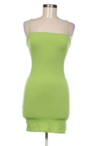 Рокля Bershka, Размер S, Цвят Зелен, Цена 12,27 €