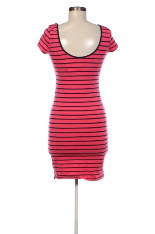 Рокля Bershka, Размер M, Цвят Многоцветен, Цена 12,60 €