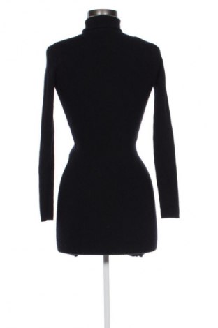 Šaty  Bershka, Velikost S, Barva Černá, Cena  369,00 Kč