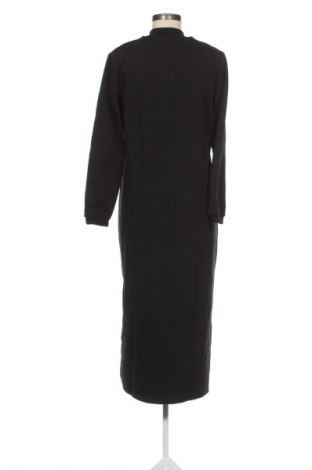 Kleid Bewear, Größe M, Farbe Schwarz, Preis 13,99 €