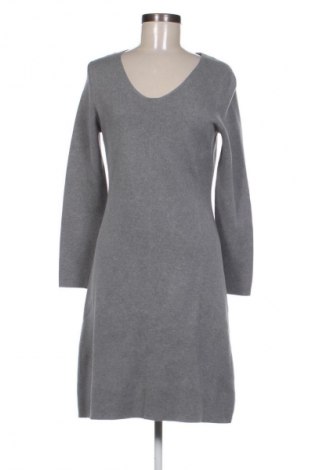 Šaty  Christian Berg, Velikost M, Barva Šedá, Cena  149,00 Kč