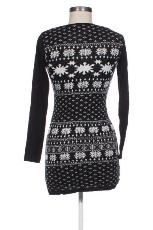 Рокля Clockhouse, Размер S, Цвят Многоцветен, Цена 2,55 €