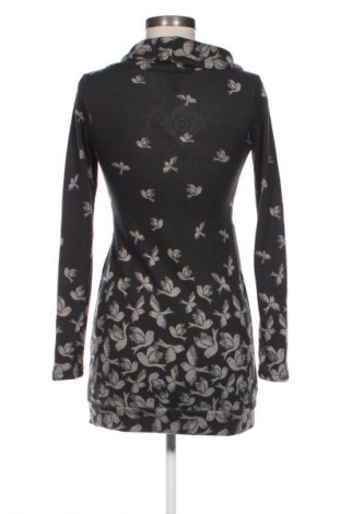 Šaty  Colloseum, Veľkosť XS, Farba Viacfarebná, Cena  1,95 €