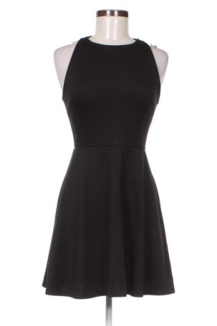 Šaty  Fb Sister, Velikost S, Barva Černá, Cena  169,00 Kč