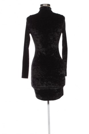 Šaty  Gina Tricot, Velikost S, Barva Vícebarevné, Cena  149,00 Kč