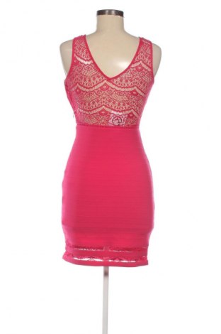 Sukienka Guess, Rozmiar XS, Kolor Różowy, Cena 134,99 zł
