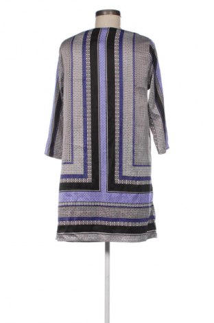 Рокля H&M, Размер M, Цвят Многоцветен, Цена 15,95 €