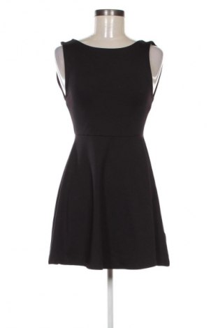 Šaty  H&M, Velikost S, Barva Černá, Cena  133,00 Kč