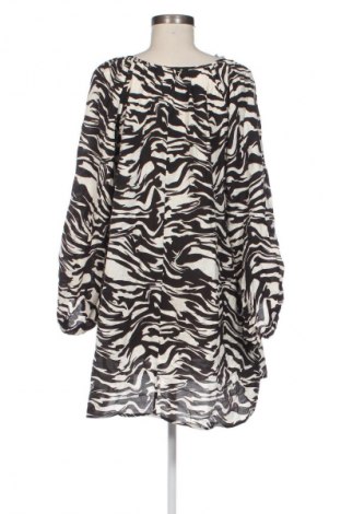 Kleid H&M, Größe M, Farbe Mehrfarbig, Preis € 3,99