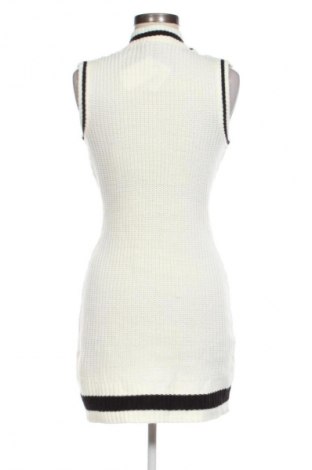 Šaty  H&M Divided, Velikost M, Barva Bílá, Cena  239,00 Kč