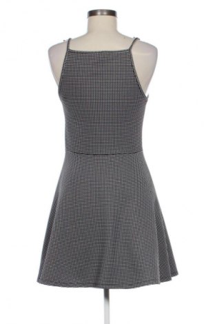 Рокля H&M Divided, Размер M, Цвят Многоцветен, Цена 11,24 €