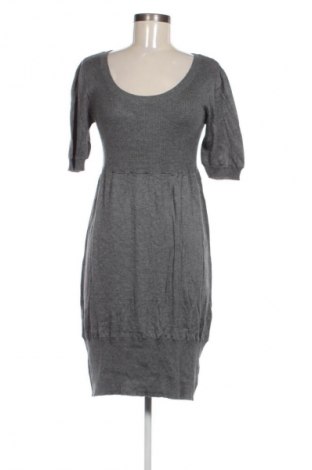 Šaty  Ilse Jacobsen, Veľkosť M, Farba Sivá, Cena  9,22 €