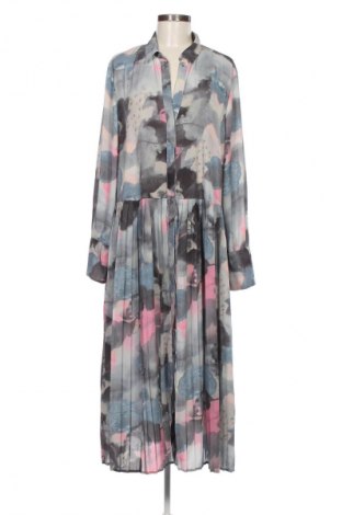 Šaty  In Wear, Velikost L, Barva Vícebarevné, Cena  2 804,00 Kč
