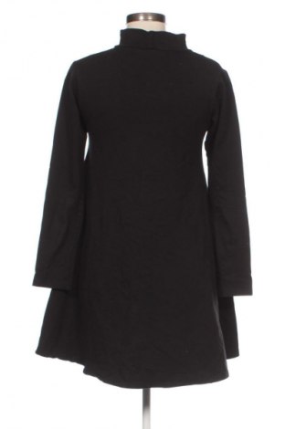 Рокля Lena, Размер M, Цвят Черен, Цена 4,09 €