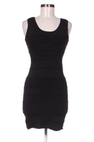 Sukienka Lucy, Rozmiar M, Kolor Czarny, Cena 27,40 zł