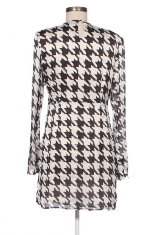 Рокля Mango, Размер M, Цвят Многоцветен, Цена 4,84 €