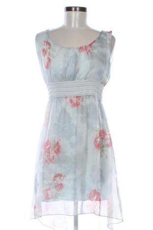 Рокля Metrofive, Размер M, Цвят Многоцветен, Цена 15,73 €