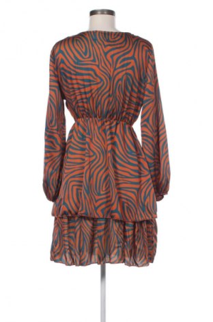 Rochie NEW COLLECTION, Mărime M, Culoare Multicolor, Preț 37,99 Lei