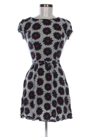 Šaty  New Look, Velikost S, Barva Vícebarevné, Cena  229,00 Kč