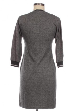 Kleid Phardi, Größe M, Farbe Mehrfarbig, Preis € 3,99