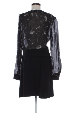 Рокля Pinko, Размер M, Цвят Многоцветен, Цена 75,67 €