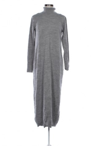 Rochie Primark, Mărime M, Culoare Gri, Preț 47,99 Lei