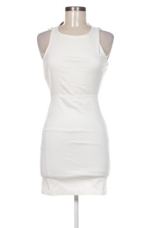 Ruha Pull&Bear, Méret M, Szín Ekrü
, Ár 1 399 Ft