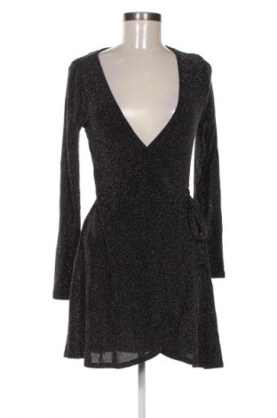 Kleid Pull&Bear, Größe M, Farbe Mehrfarbig, Preis 1,99 €