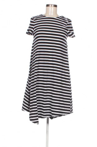 Рокля Reserved, Размер S, Цвят Многоцветен, Цена 11,24 €