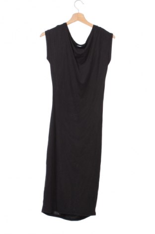 Rochie Reserved, Mărime M, Culoare Negru, Preț 78,99 Lei