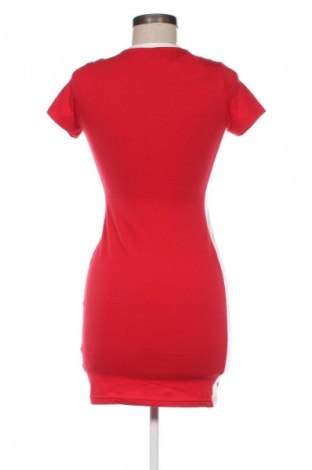 Рокля SHEIN, Размер S, Цвят Многоцветен, Цена 14,43 €