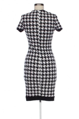 Рокля SHEIN, Размер S, Цвят Многоцветен, Цена 11,24 €