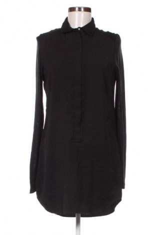 Sukienka Silvian Heach, Rozmiar S, Kolor Czarny, Cena 28,99 zł