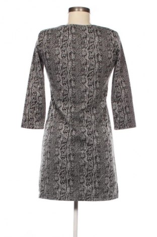 Šaty  Stradivarius, Veľkosť S, Farba Viacfarebná, Cena  4,95 €