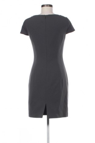 Рокля Strenesse, Размер M, Цвят Сив, Цена 9,20 €