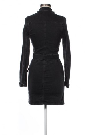 Kleid Tally Weijl, Größe M, Farbe Grau, Preis 13,66 €