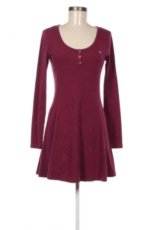 Sukienka Tommy Jeans, Rozmiar L, Kolor Czerwony, Cena 404,99 zł