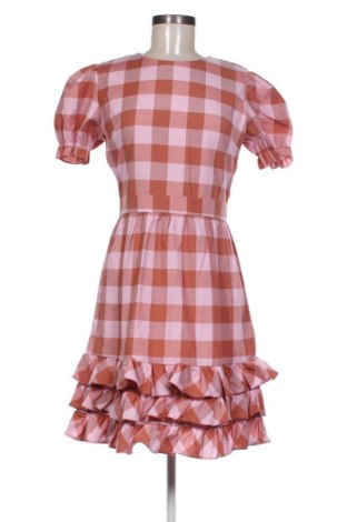 Рокля Trendyol, Размер M, Цвят Многоцветен, Цена 19,94 €