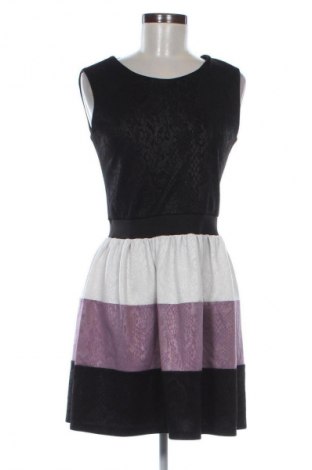 Рокля Unbranded, Размер M, Цвят Многоцветен, Цена 11,24 €