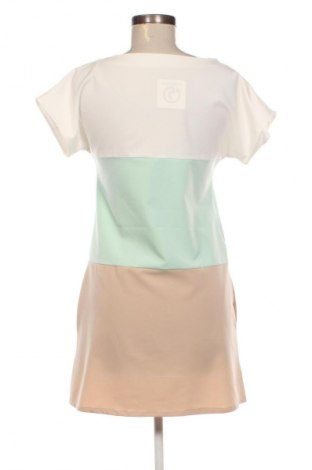 Рокля Unbranded, Размер M, Цвят Многоцветен, Цена 15,00 €