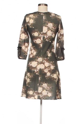 Рокля Unbranded, Размер S, Цвят Многоцветен, Цена 7,15 €